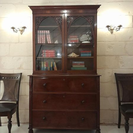 Charming Town House In Cospicua, Valperga Rooms Extérieur photo