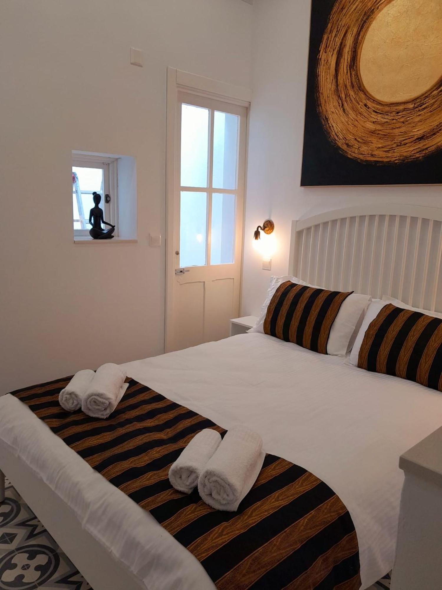 Charming Town House In Cospicua, Valperga Rooms Extérieur photo